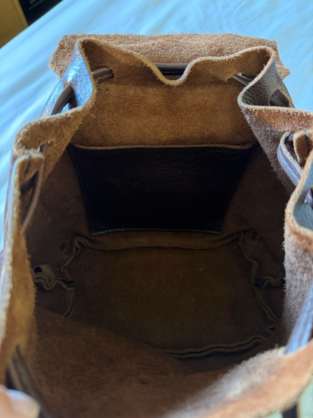 Portland Leather Coldbrew Bucket Leather Backpack - Picture 6 of 14